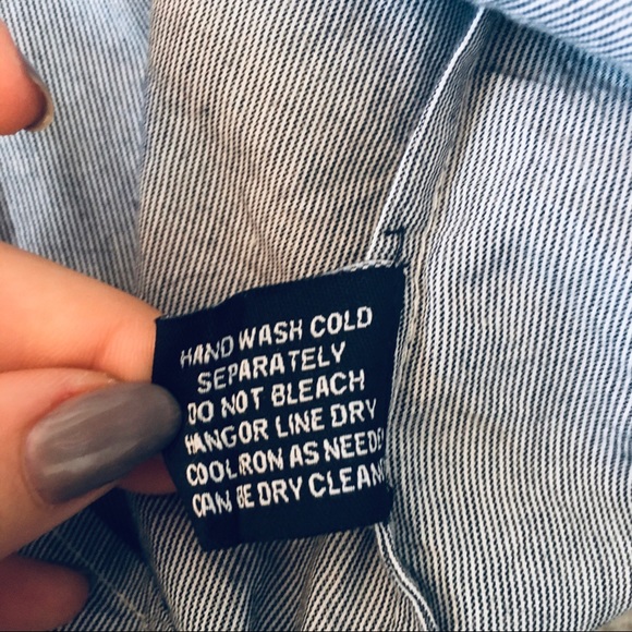 Walter Baker NWT | Felando Pinstripe Button Down top - Picture 7 of 8